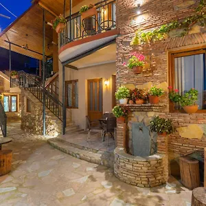 Aparthotel With Wine Cellar In Old